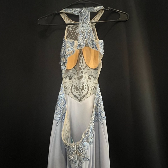 Light blue long prom dress. - Picture 5 of 8